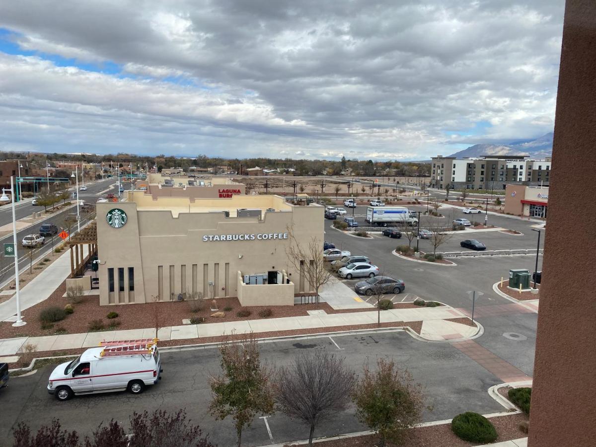 Holiday Inn Express & Suites Albuquerque Historic Old Town By Ihg Dış mekan fotoğraf